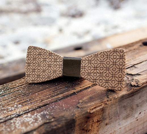 splendido papillon in legno
